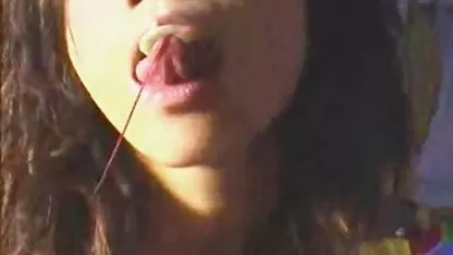 Un hombre folla con porno español el ano, encantadora milf