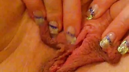 Maduro madre vaginal un porno latino en castellano montón de diversión con su dedos