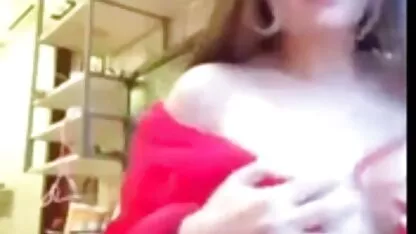 Rubia tomó nabo en su boca en Woodman fundición videos porno colombiano en español