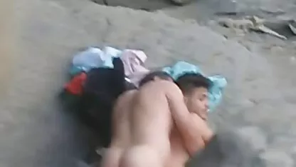 Los chicos también convencieron fácilmente a su videos porno gratis español novia para el sexo anal