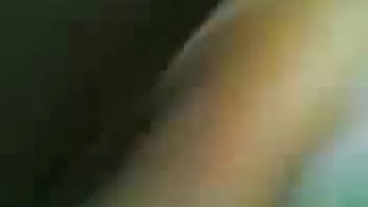 La vieja abuelita es follada por un caballo macho joven en la xxx videos español latino piscina