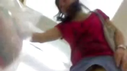 Las mujeres mayores utilizando jóvenes postes de madera videos porno hentai español