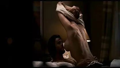 La videos xxx caseros españoles perfecta escena de sexo en la cama con un gran culo latino