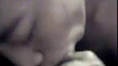 Un trío de depravados en el escenario ver videos porno gratis en castellano