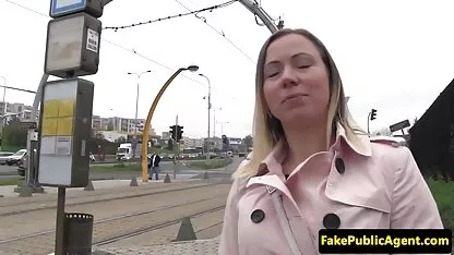 Las prostitutas tailandesas son geniales para ver videos de brazzers completos satisfacer a los turistas en la habitación