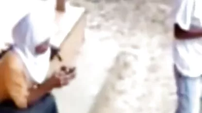 Dos amigas chupando polla porno español diario atrapado en un agujero en la pared