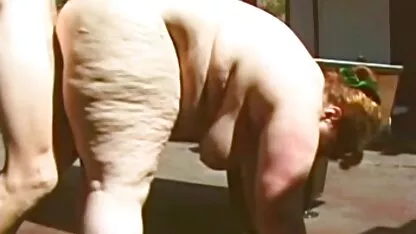 Mujer experimentada maduras españolas videos caseros atrapa un falo que está en aumento