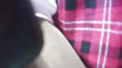 Él puso a su novia en una cadena y follada duro en el suelo xxx gratis español