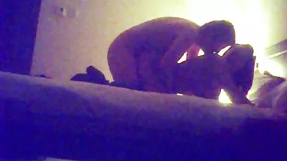 Chico atrapa a una chica en peliculas xxx español latino el baño masturbándose y dándole un chupar