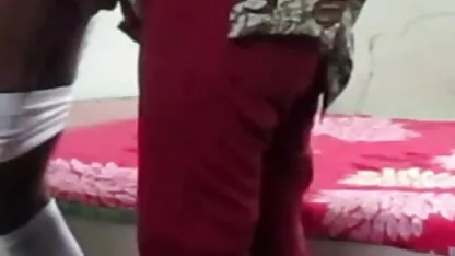 Lascivo esposa dando una mamada a su marido en privado video de xxx completas Rusia